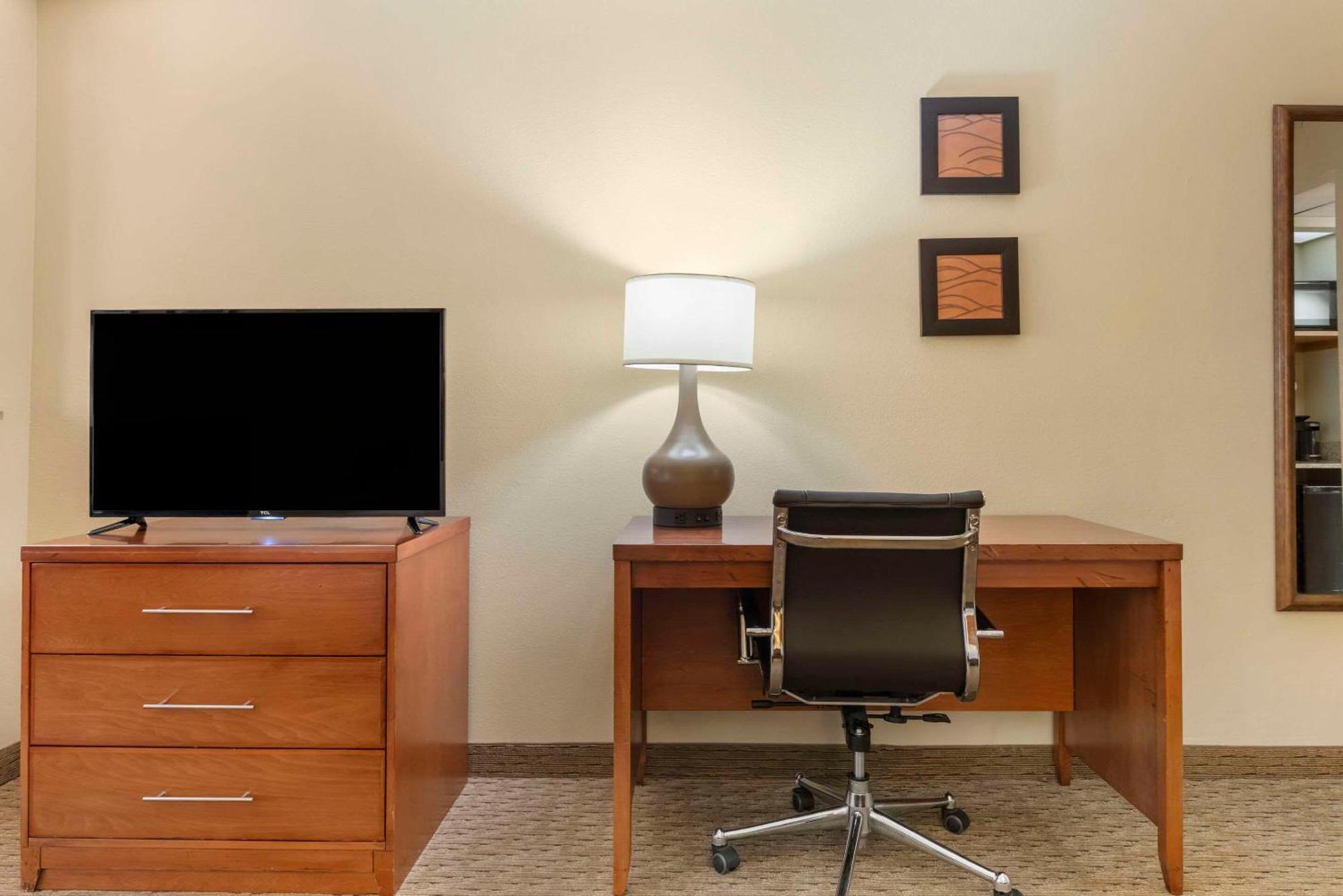 Comfort Inn & Suites Black River Falls I-94 Buitenkant foto